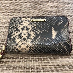 Brand new Stella & Dot clutch